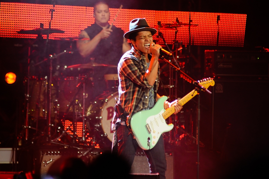 Bruno Mars – Bruno Mars.