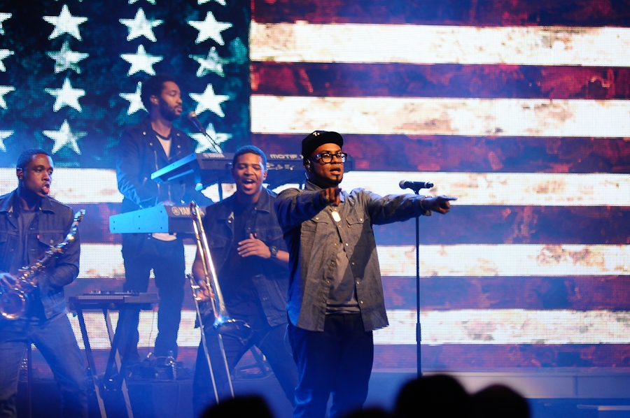 Bruno Mars – Stars and stripes.