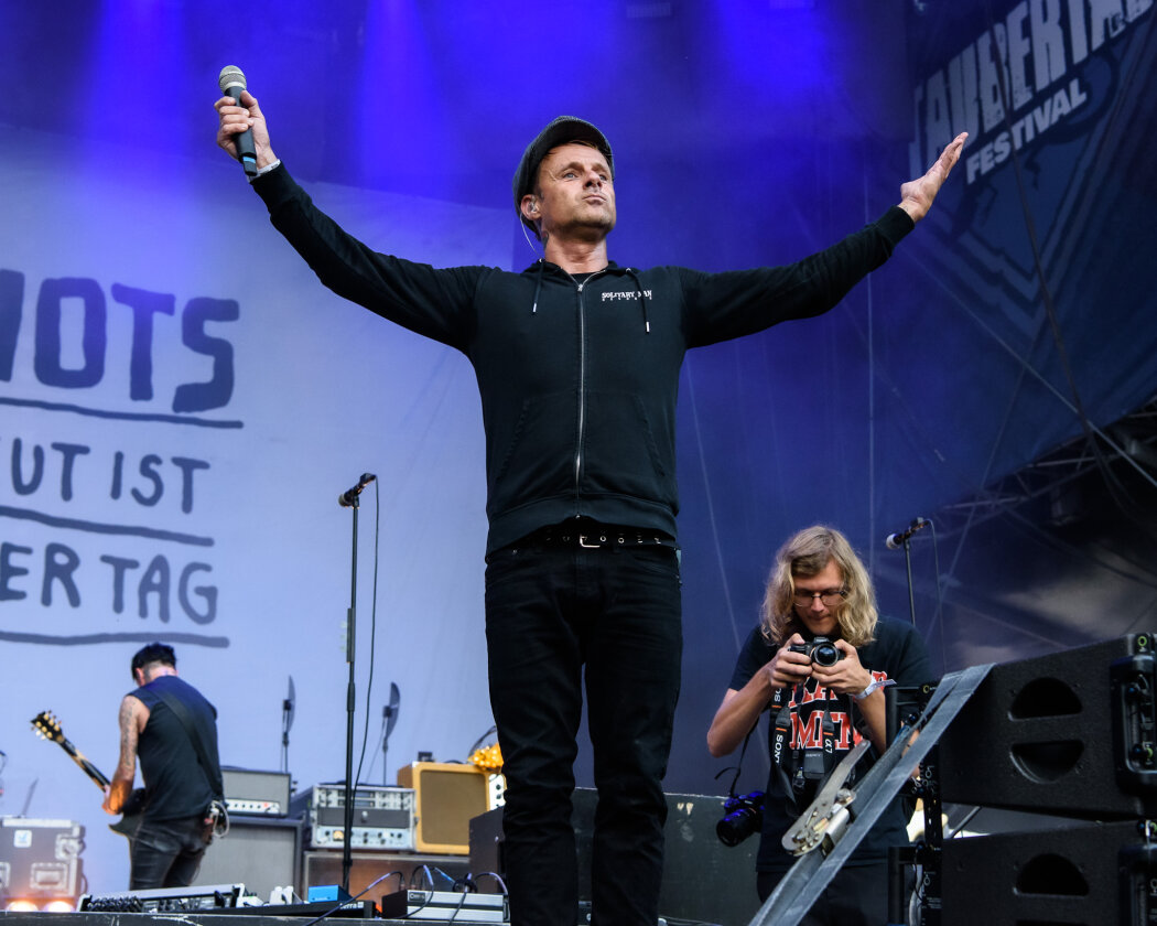 Donots – Donots.