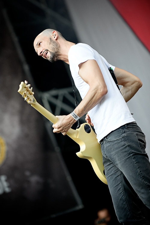 Unser Fotograf Michael Grein war bei den Donots auf der Bühne ... – Donots, Taubertal 2011