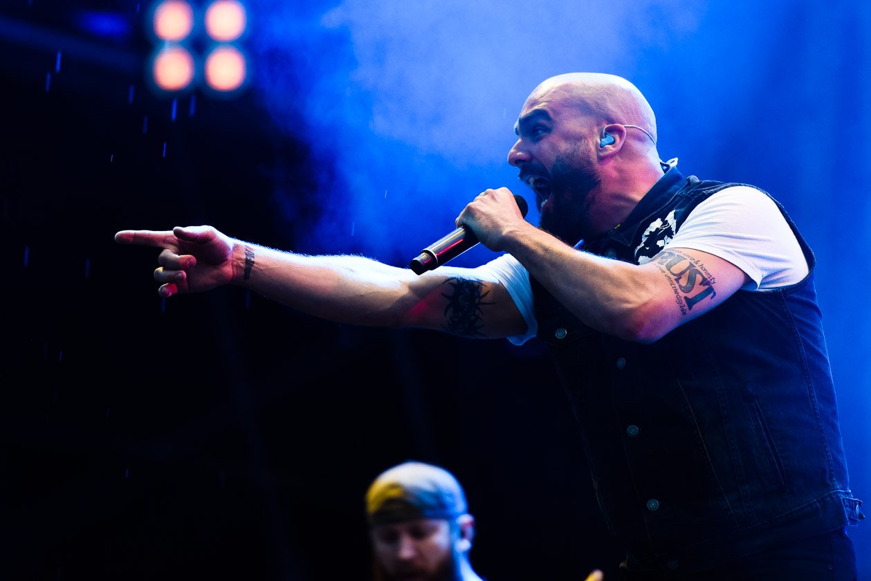 Der Festivalsamstag in der Vulkaneifel. – Killswitch Engage.