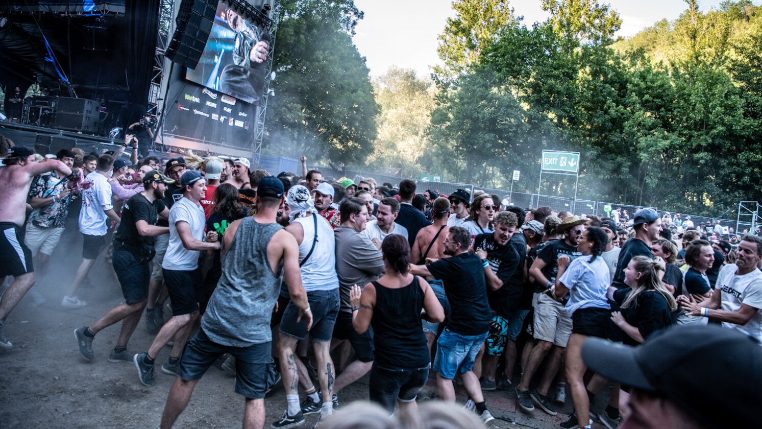 Tausende feiern beim ausverkauften Taubertal Festival mit Kraftklub, Fever 333, AnnenMayKantereit, Callejon, Faber, SDP, Biffy Clyro, Clutch, Kontra K u.a. – Veritabler Moshpit