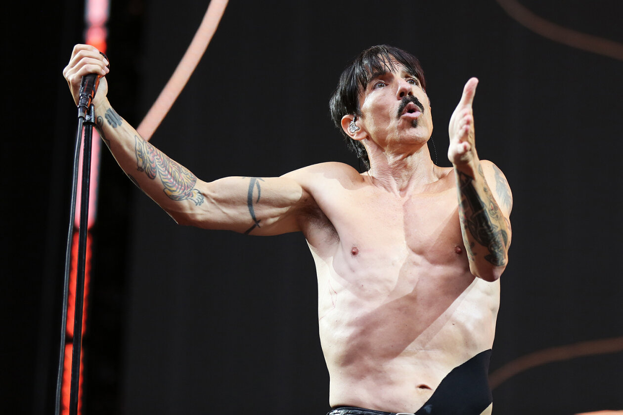 50.000 begeisterte Fans: die Red Hot Chili Peppers in Hamburg. – Anthony.