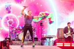 Coldplay und Joe Satriani,  | © laut.de (Fotograf: Rainer Keuenhof)